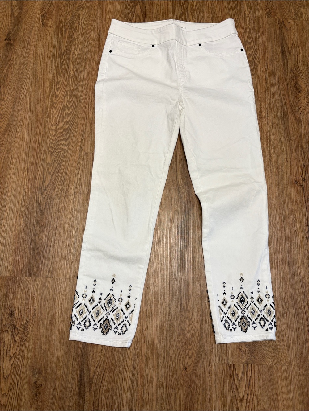 Chico’s White Embroidered Ankle Jeans - Women's